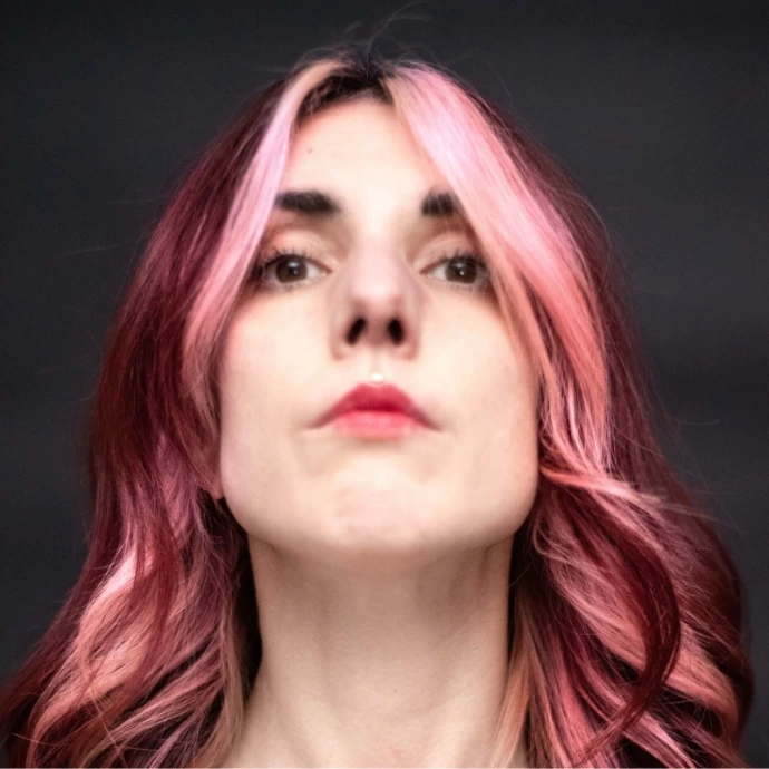 Photo de profile / Lucie Logier